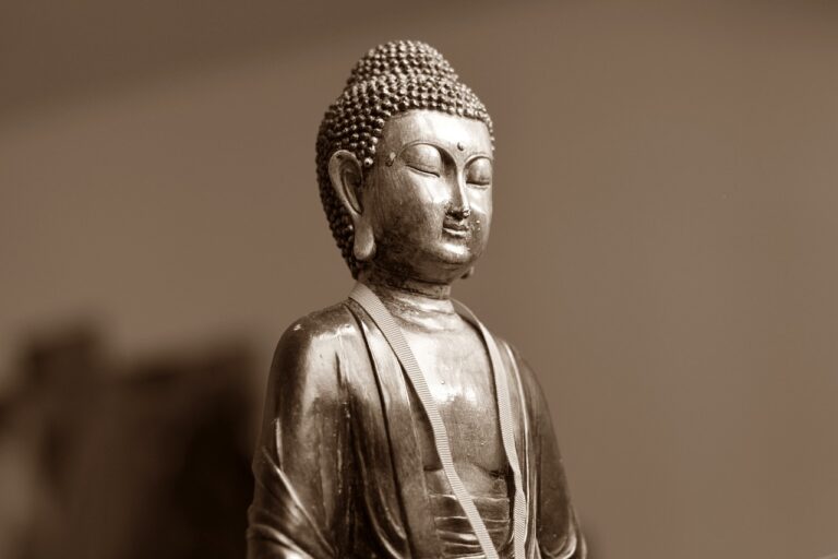 buddha, statue, buddhism-199462.jpg